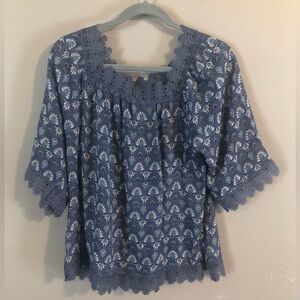 $6💙Bundled Zac & Rachel Blouse
